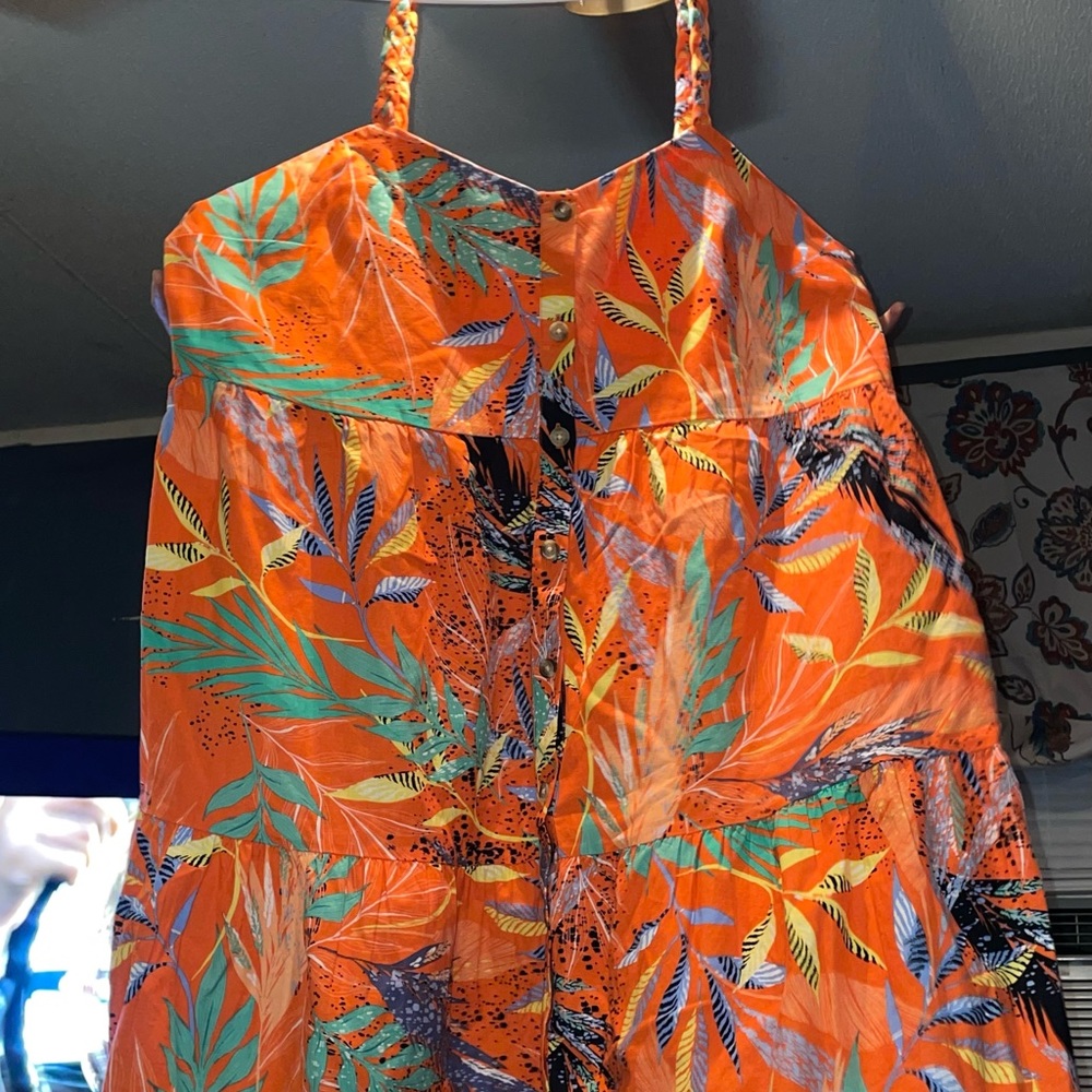 N.W.T 20/22 dress
